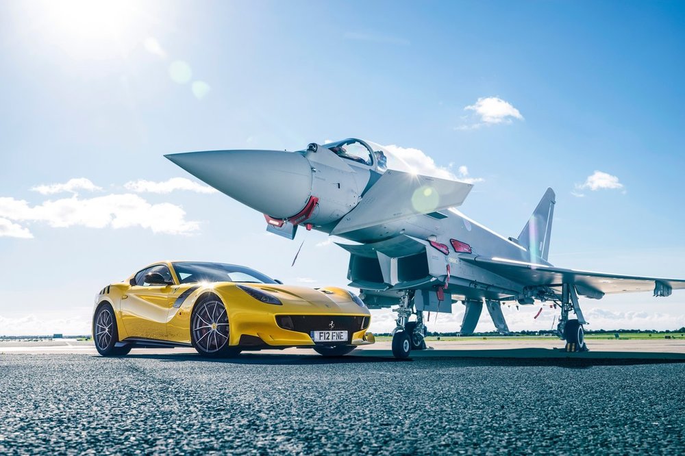 Ferrari_Fighter_Airplane_f12_TDF_Yellow_554721_2560x1708.thumb.jpg.fdfc22678153433fa1a3d8e4a74907cd.jpg